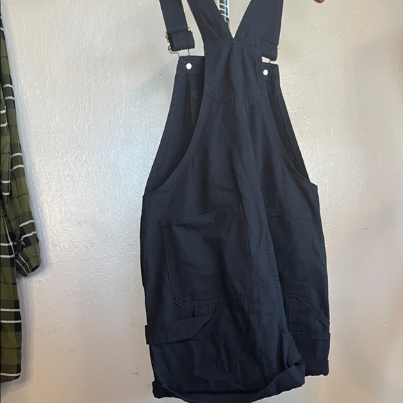 Vans carpenter Black Overalls shorts - Picture 8 of 8